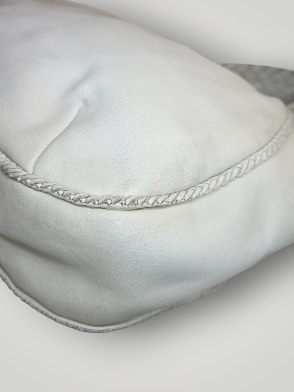 Donald J. Pliner Vintage Cream Braided-Handle Shoulder Bag NWT Retail $320 - Picture 7 of 15